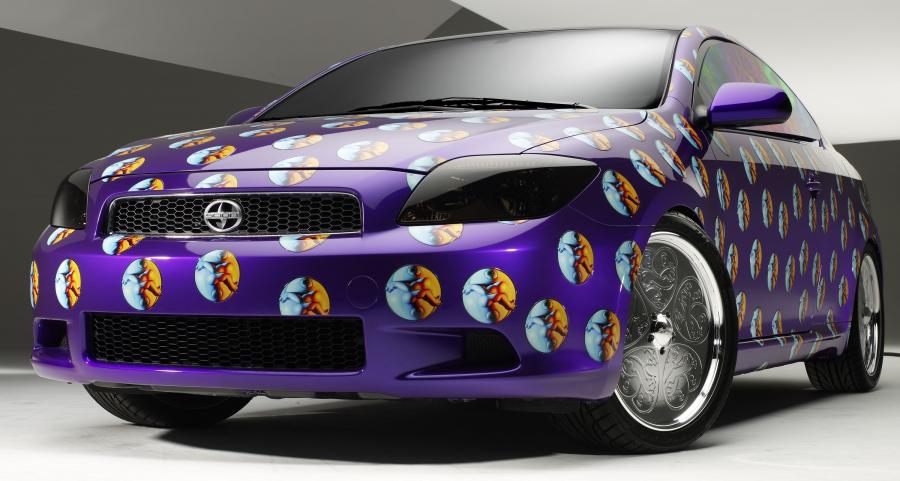 Scion tC by Ron English 2007 года  (фото 1 из 8)